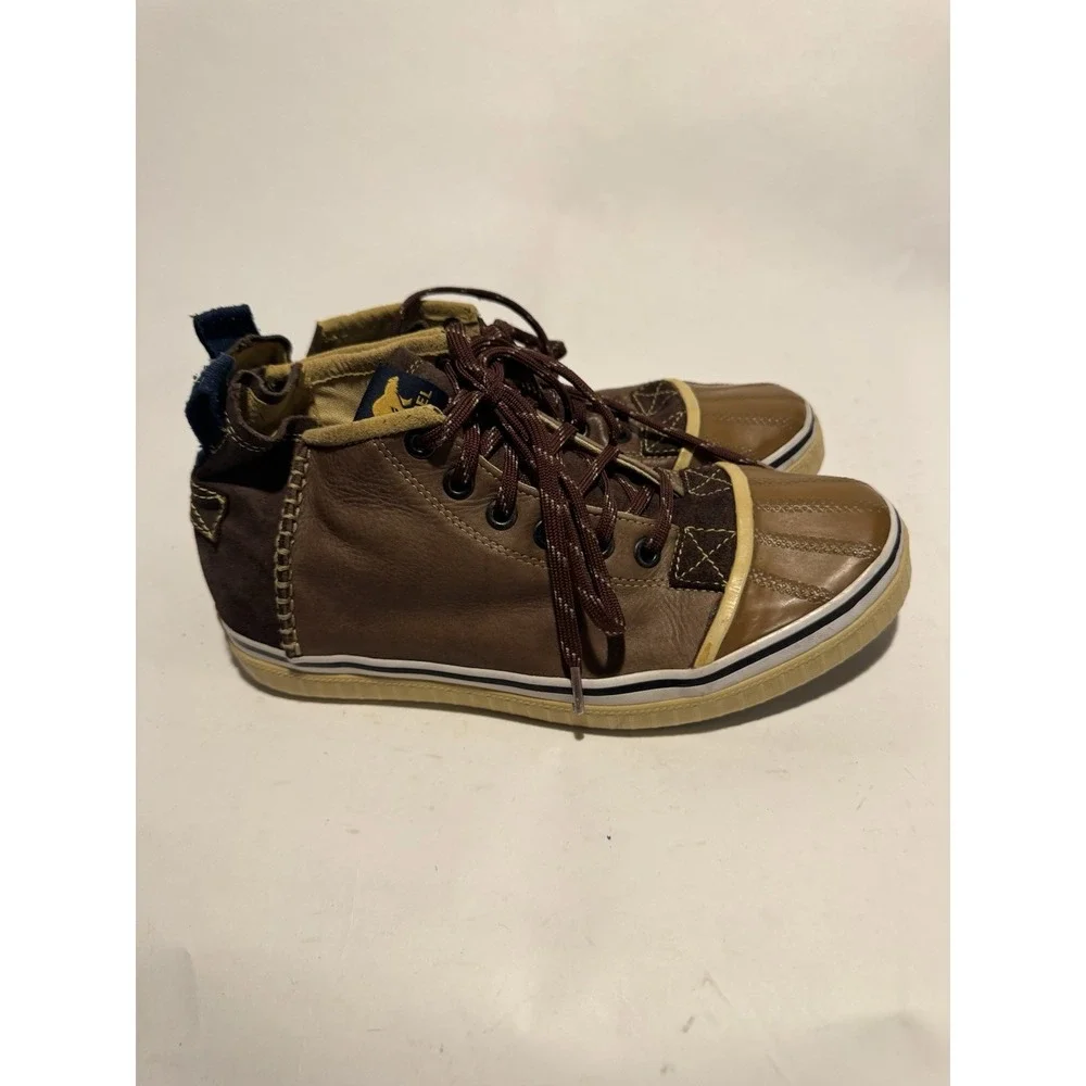 Sorel Stitched Leather Rubber Men Brown Chukka Boot Size 9.High Lace Up 1669-204